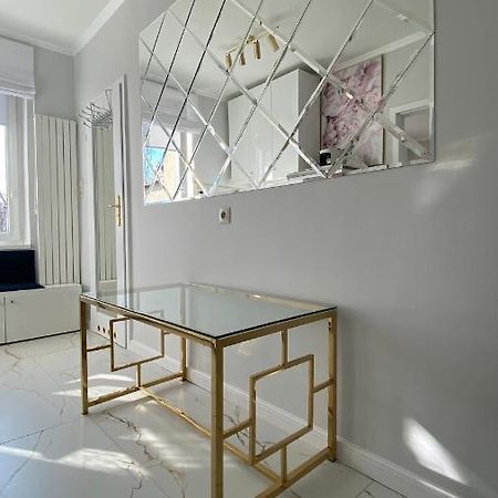 Glamour Apartment Przy Plazy, Z Parkingiem Prywatnym Zoppot Exterior foto